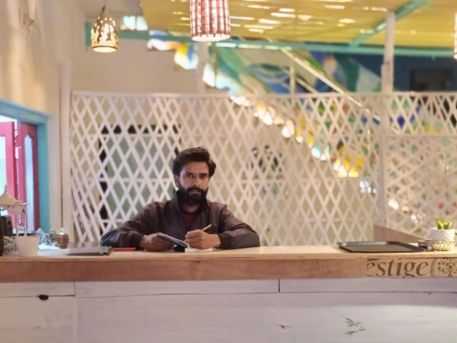 Krishna Stay Guest House Удайпур Екстериор снимка