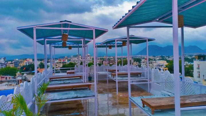 Krishna Stay Guest House Удайпур Екстериор снимка